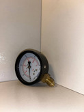 گیج فشار ویکاصفحه 6 سانتی 4 بار برنجی پشت مشکیpressure gauge wika